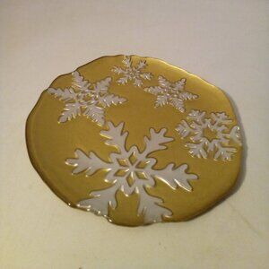 Vietri Salad Plate Snowflake 8.25" Gold with Silver Made In Turkey Christmas